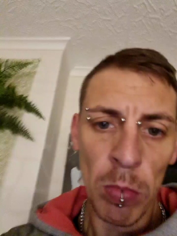 Eskalator198  14-10-2021 Recorded Video Porn